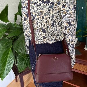 NWT Kate Spade New York Southport Avenue Hanna Crossbody - Color: Cherrywood
